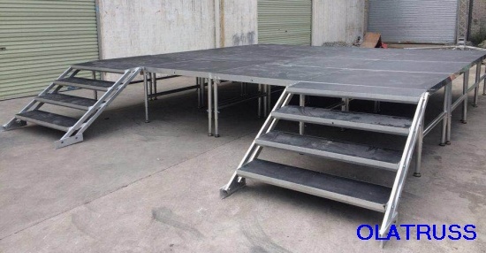 OLA005 folding stage