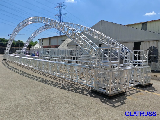 New curve roof truss test build