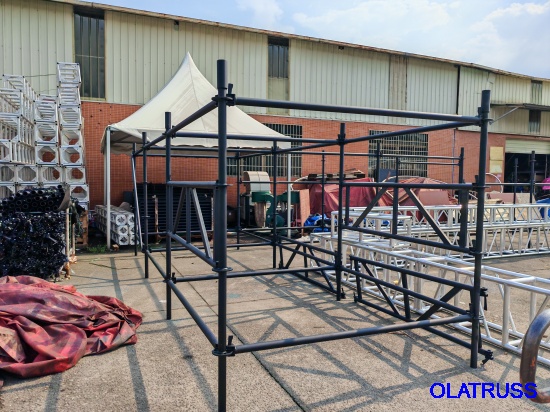 Black color layer truss by OLATRUSS